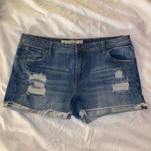 Jean distress shorts